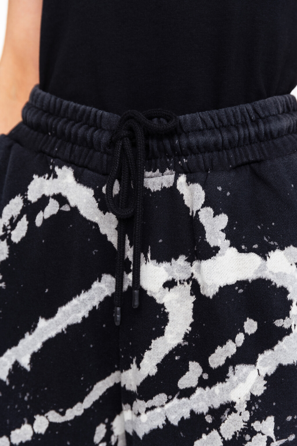 Брюки-джоггеры хлопковые с эффектом тай-дай - цвет черный - 5