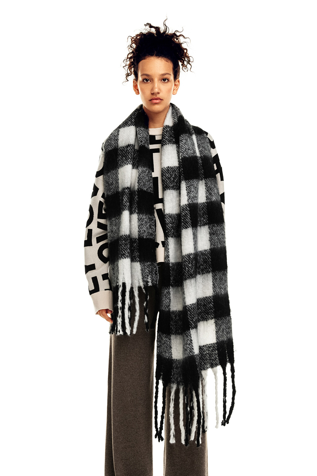 Шарф теплый в клетку - цвет черный - 1