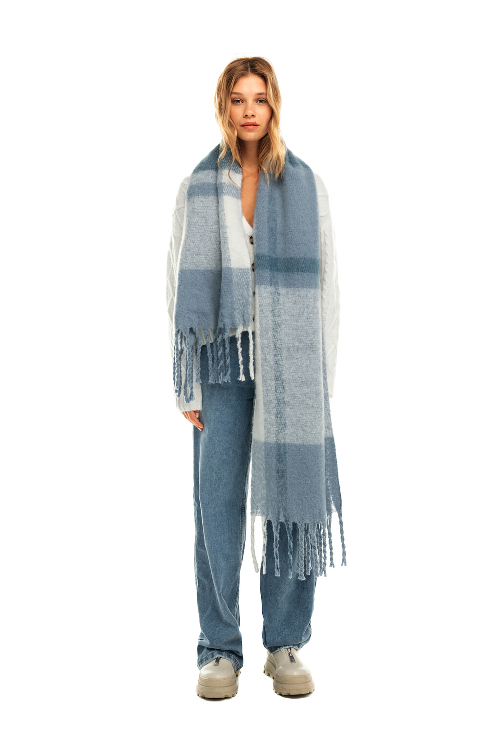 Шарф вязаный в клетку - цвет голубой - 2