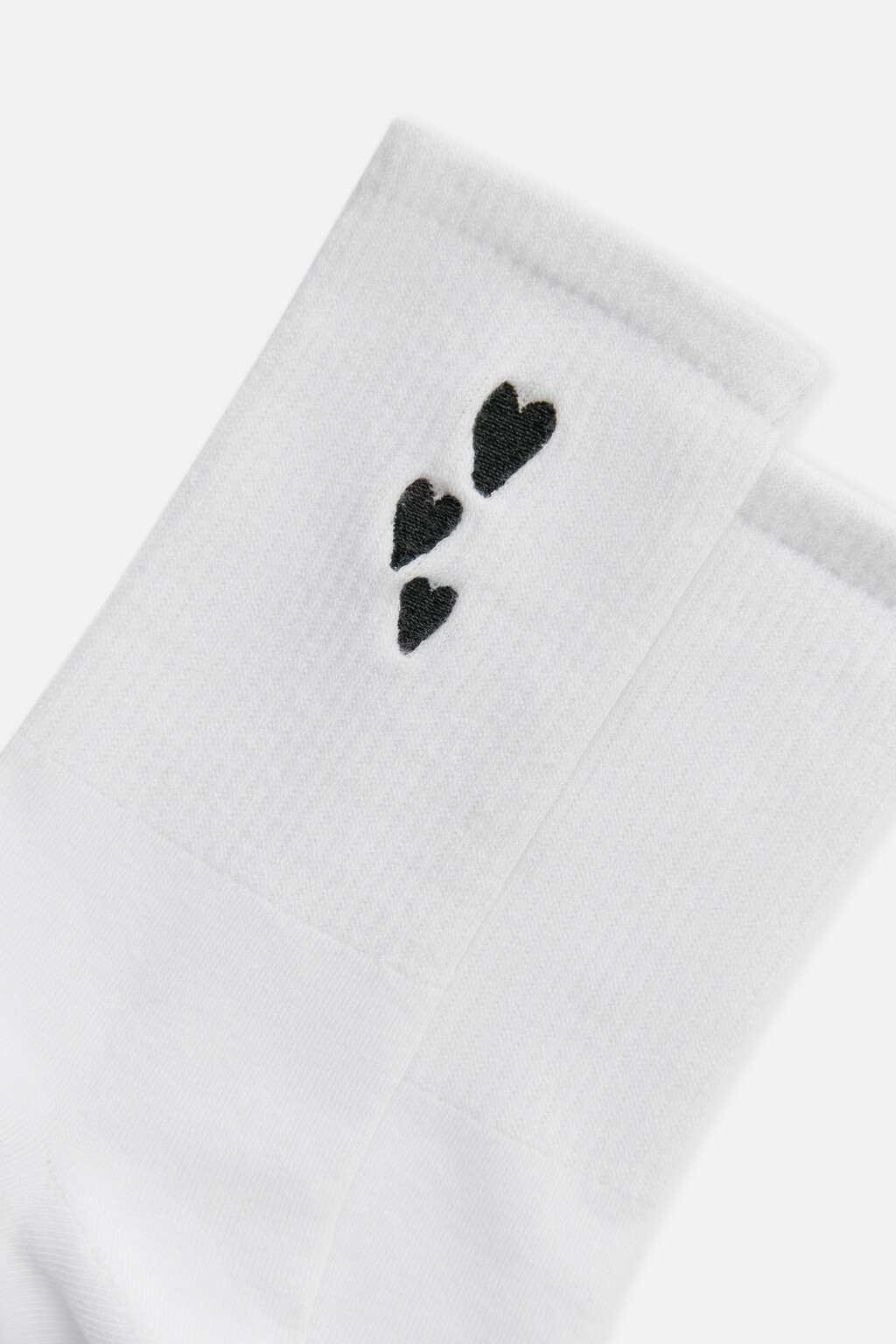 Набор хлопковых носков с вышивкой (3 пары) - цвет мультиколор - 2