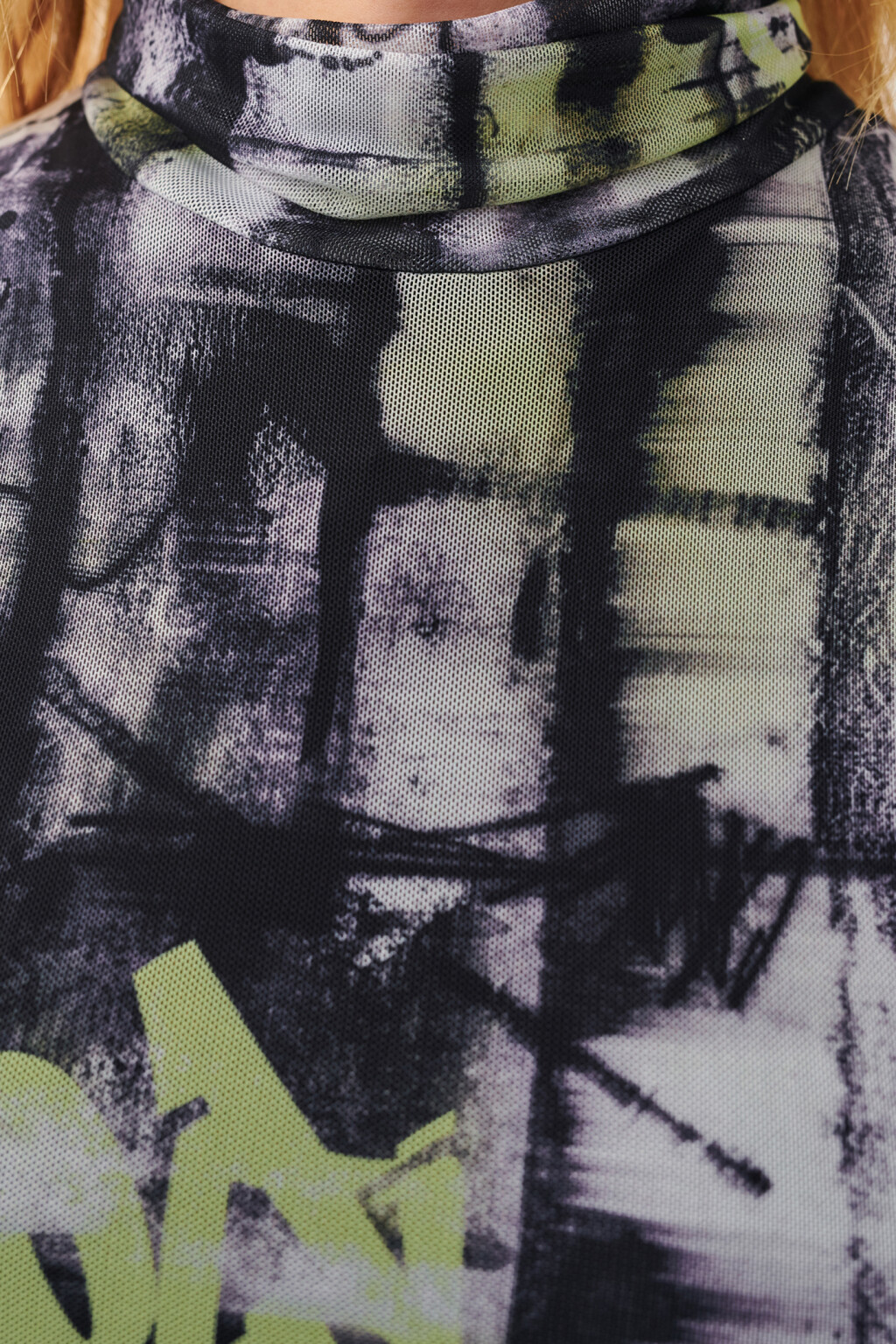 Платье облегающее из сетки с принтом - цвет черный - 3