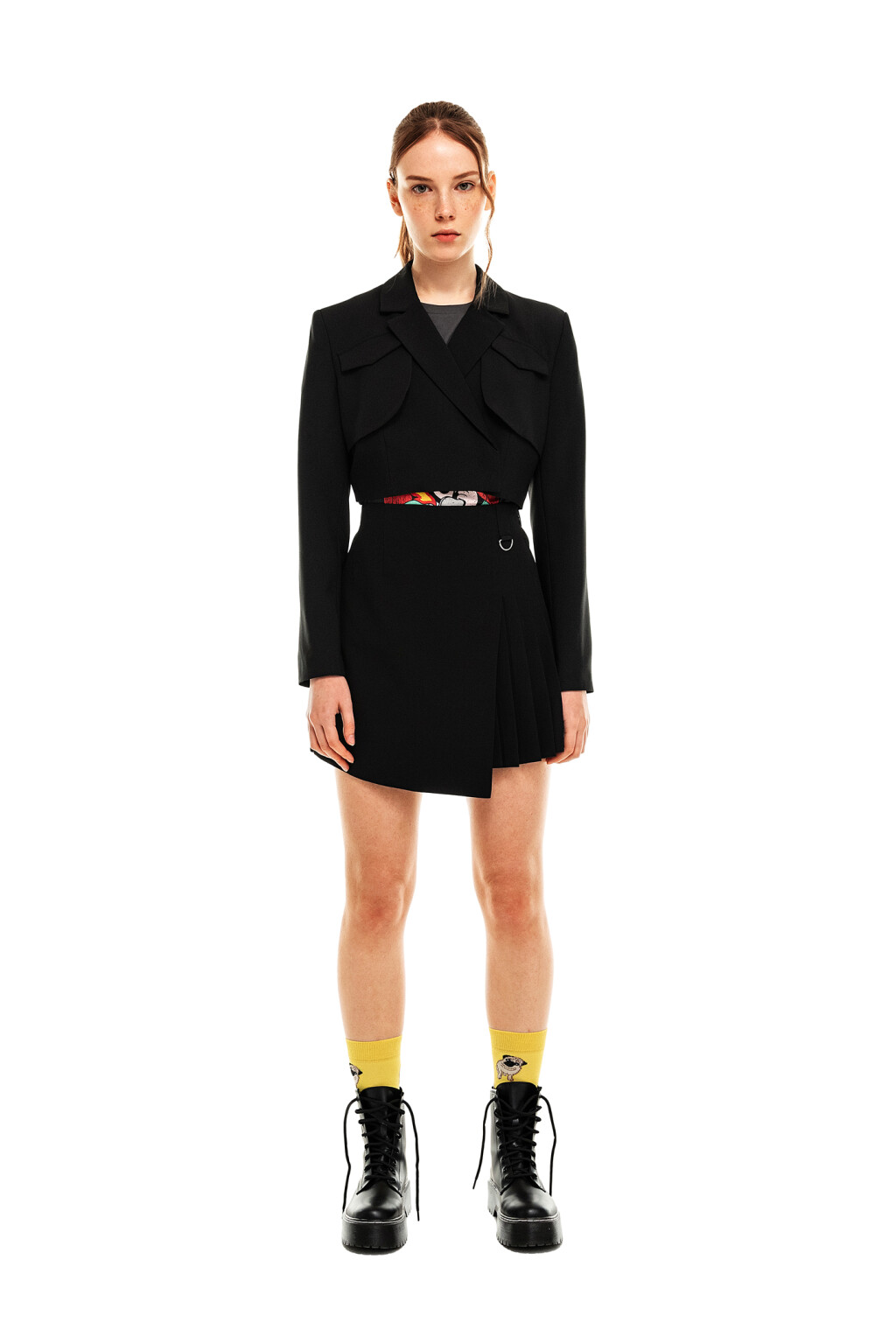 Пиджак укороченный с нагрудными карманами - цвет черный - 4