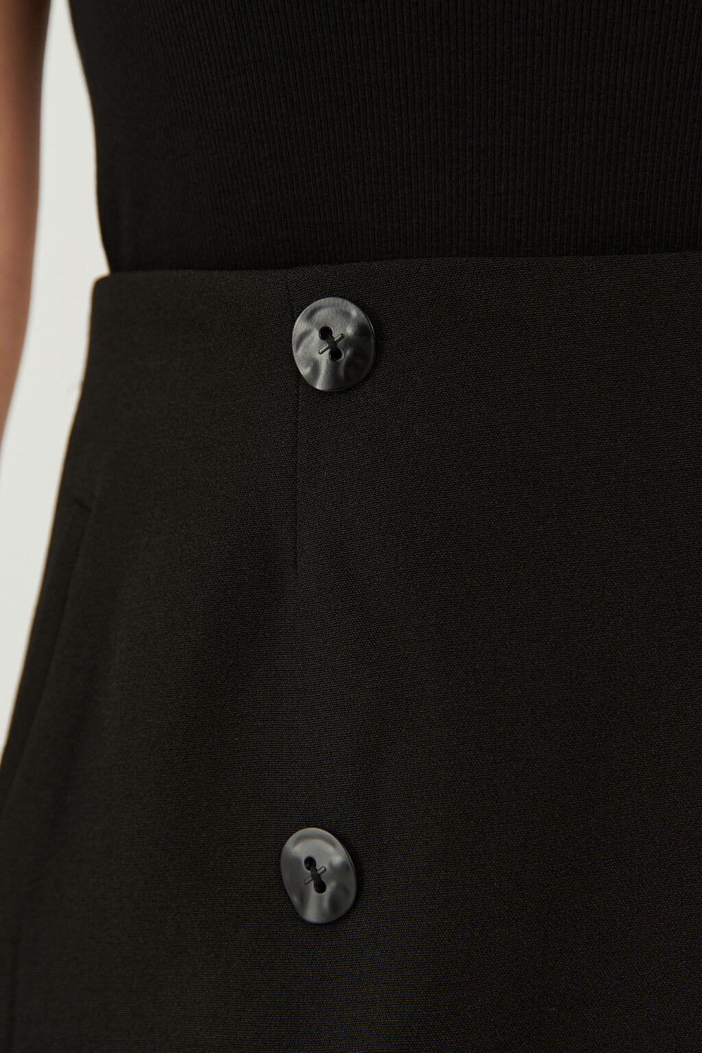 Юбка-шорты двубортная - цвет черный - 5