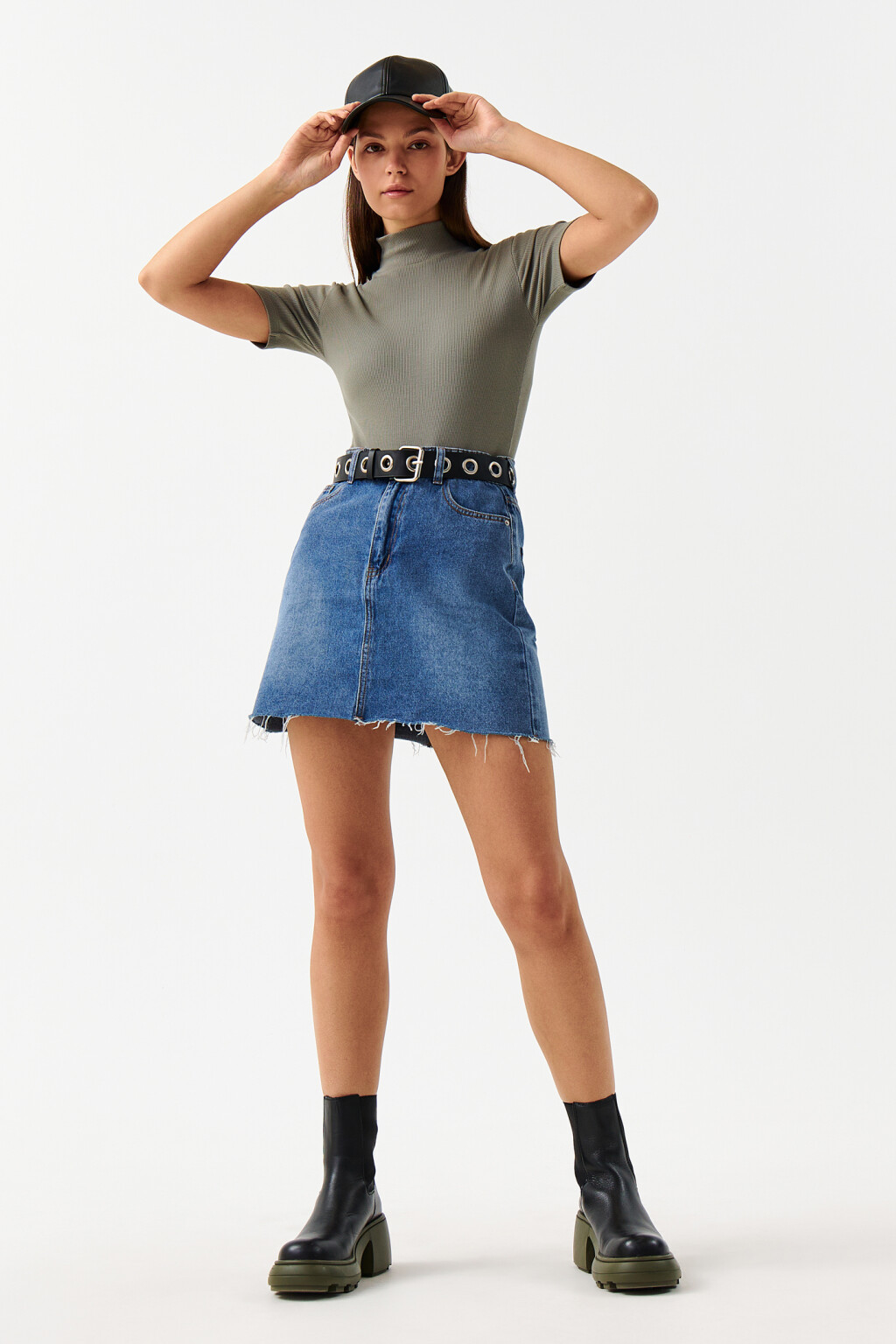 Боди в рубчик с воротником-стойкой - цвет зеленый - 4