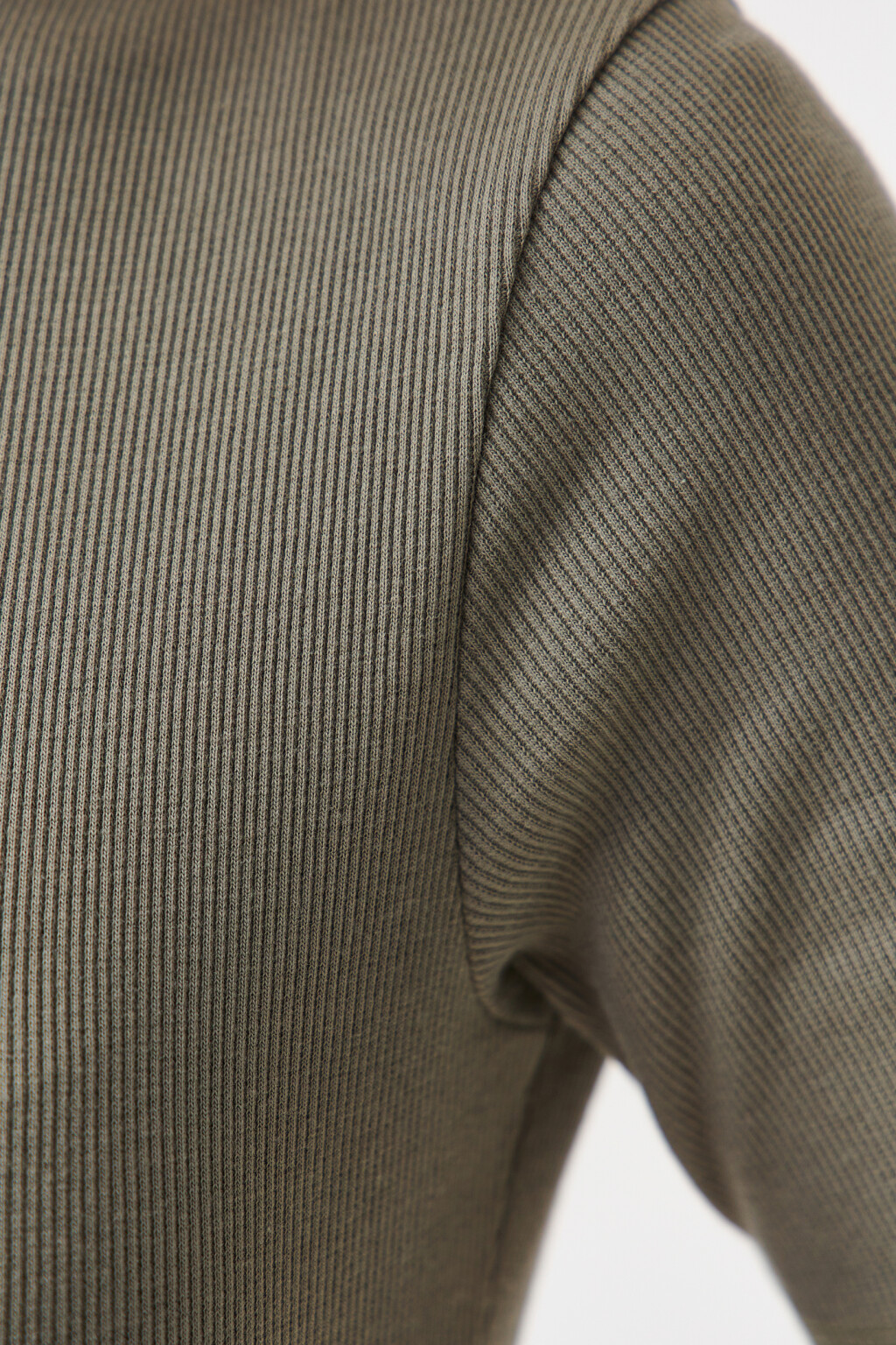 Боди в рубчик с воротником-стойкой - цвет зеленый - 6