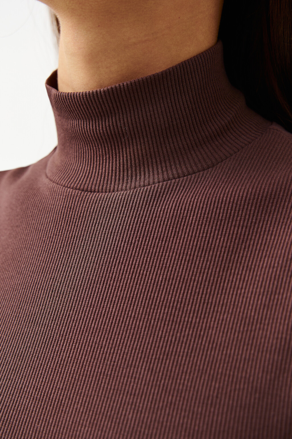 Боди в рубчик с воротником-стойкой - цвет бежевый - 5