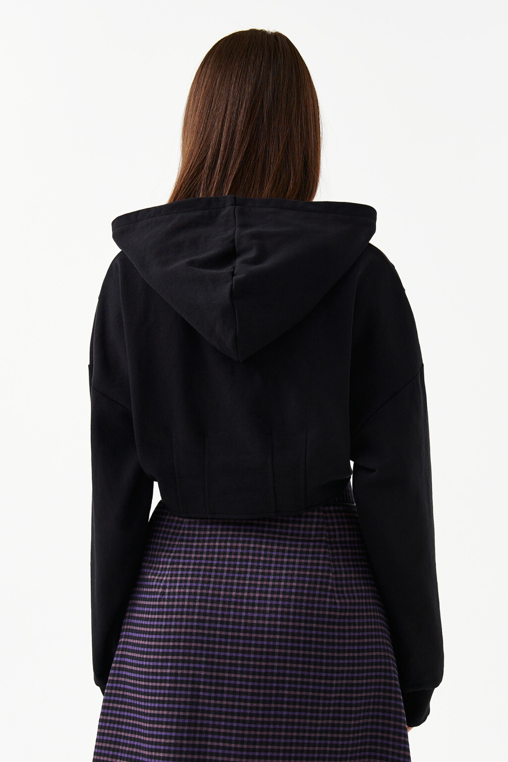 Толстовка укороченная с оригинальным низом - цвет черный - 2