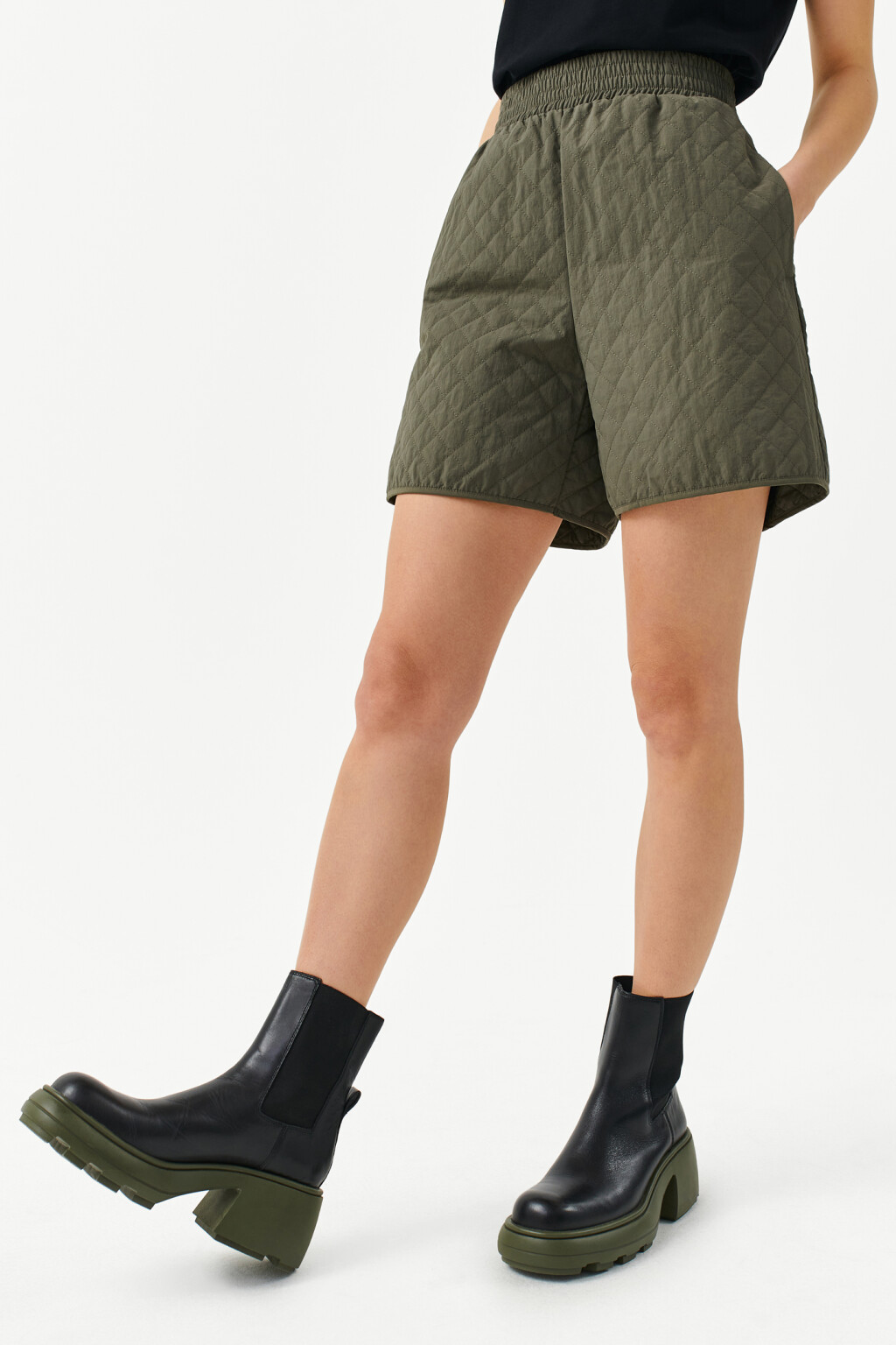 Шорты стеганые утепленные - цвет зеленый - 1
