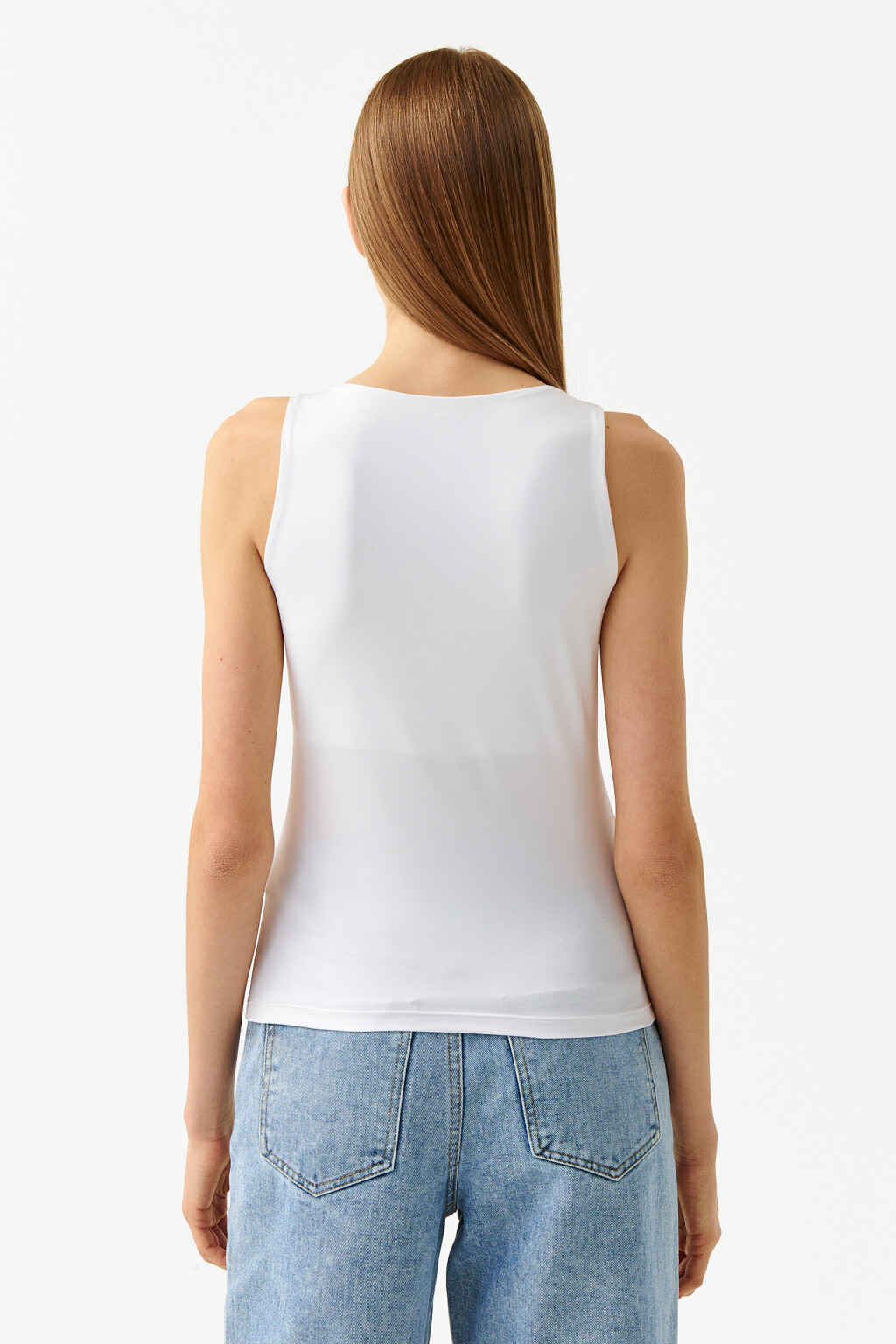 Блузка-майка на широких бретелях - цвет белый - 2