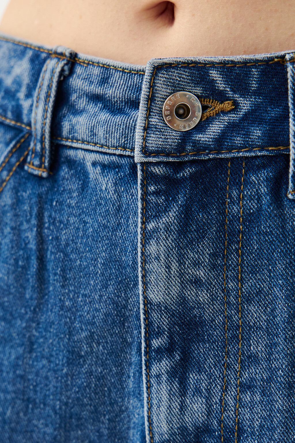 Джинсы mom укороченные - цвет голубой - 5