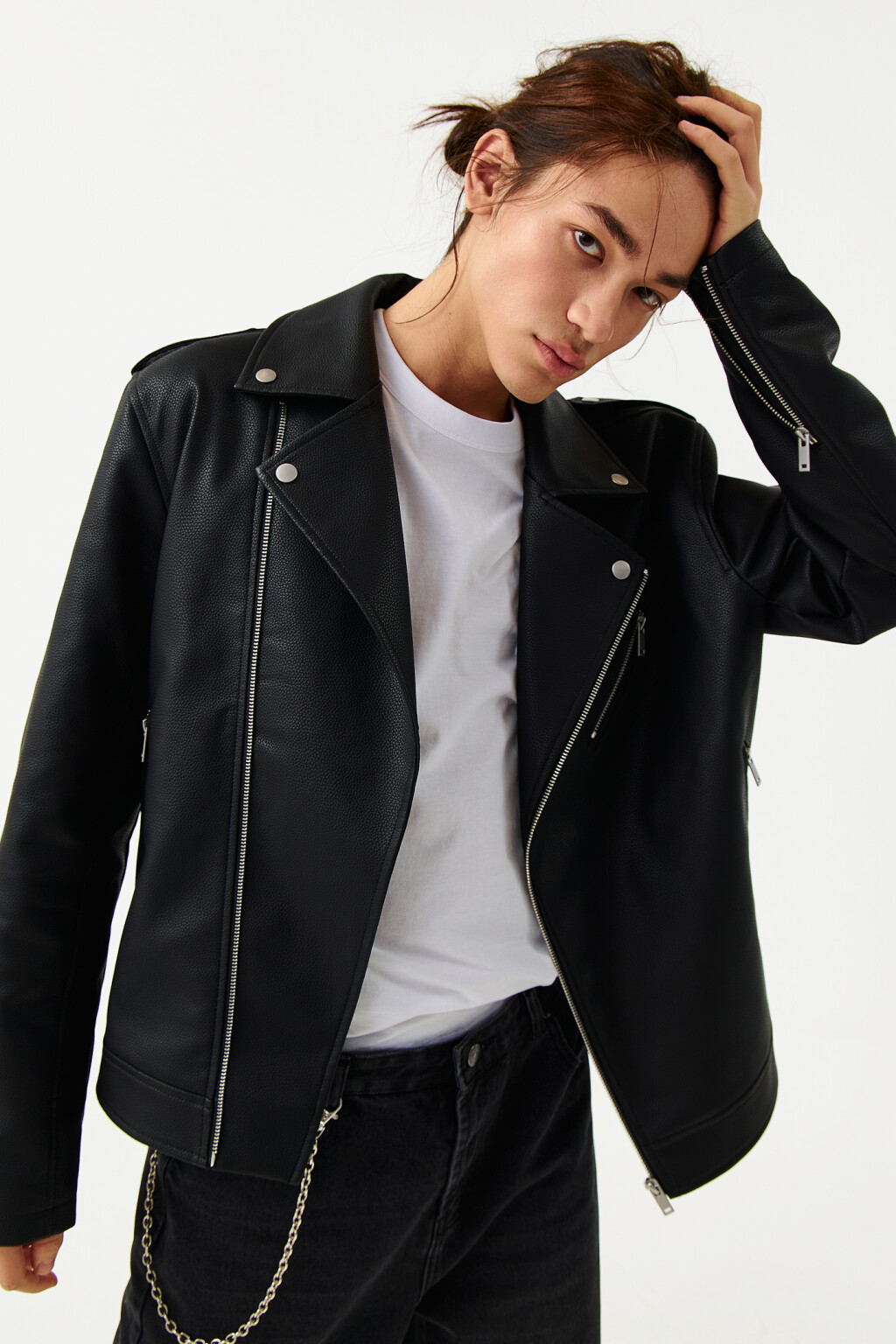 Куртка-косуха из искусственной кожи - цвет черный - 7