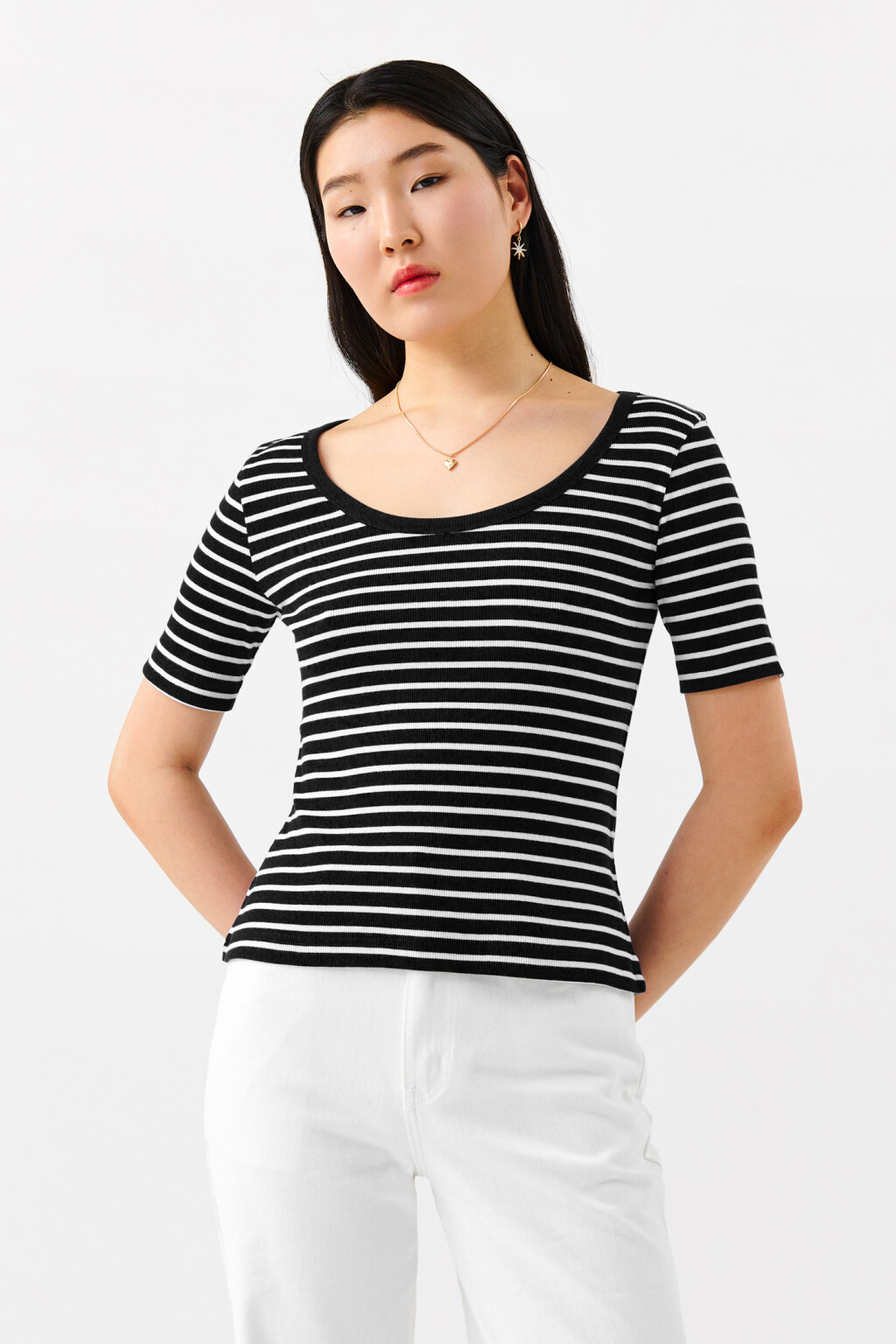 Футболка хлопковая с широким круглым вырезом - цвет мультиколор - 1