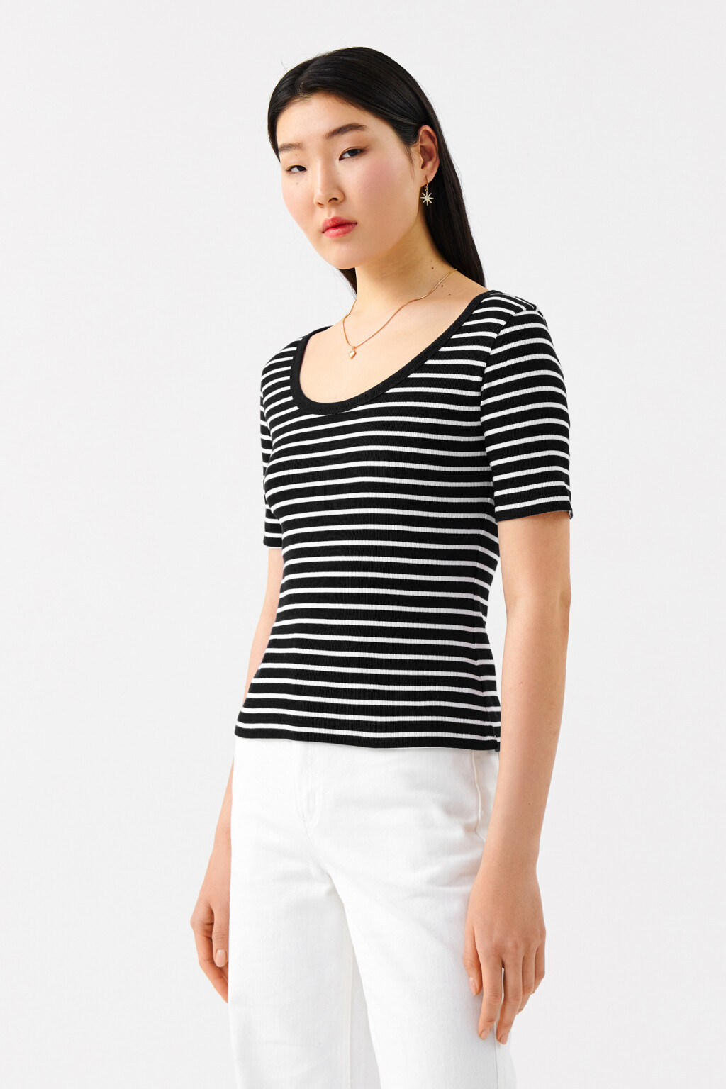 Футболка хлопковая с широким круглым вырезом - цвет мультиколор - 2