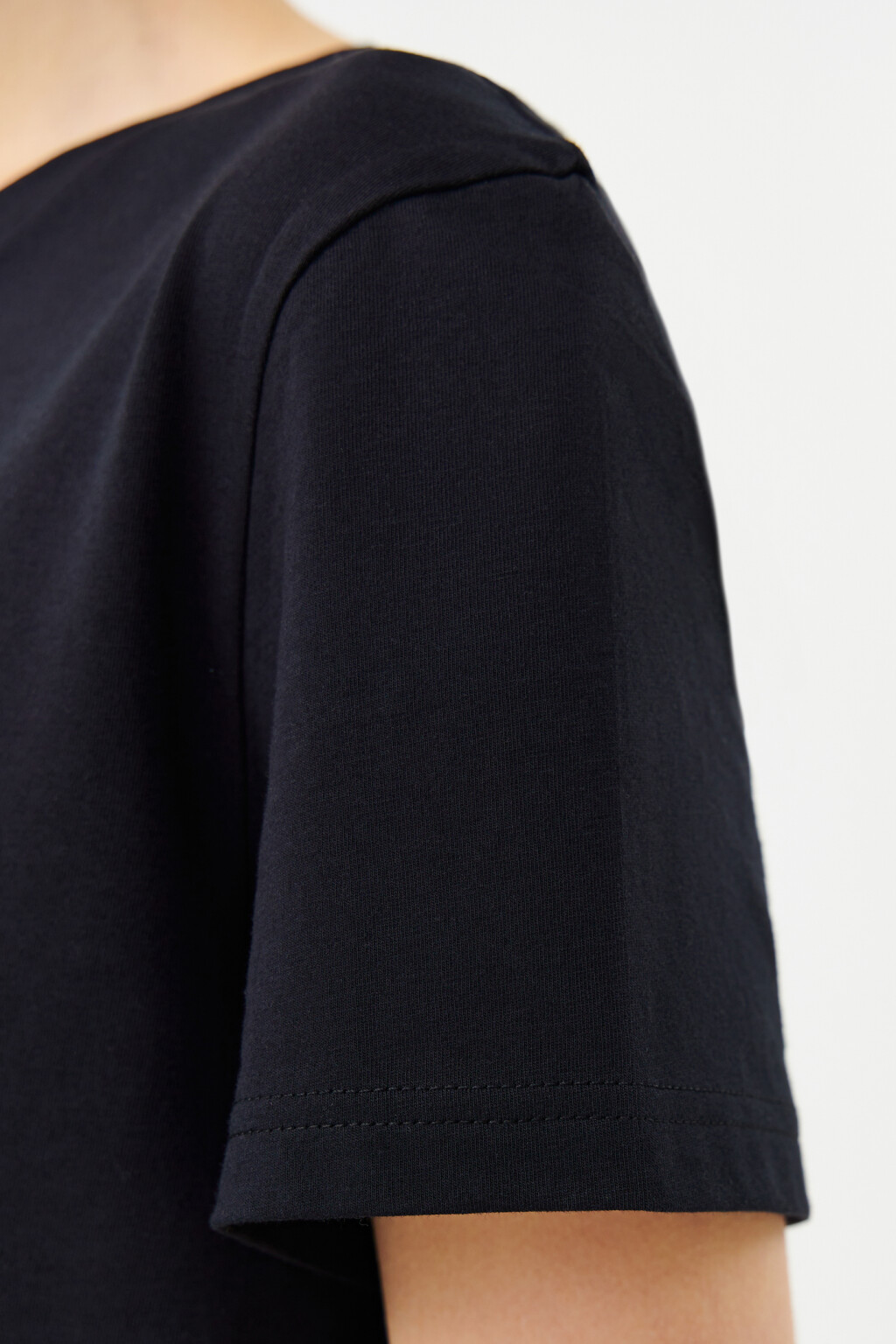 Футболка хлопковая с принтом - цвет черный - 6