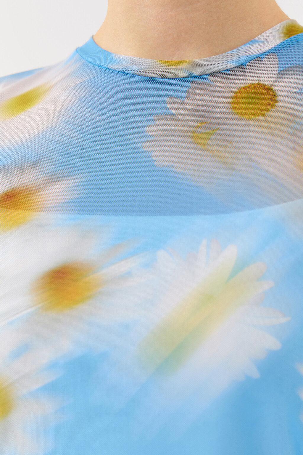 Топ-футболка укороченный с принтом - цвет голубой - 5