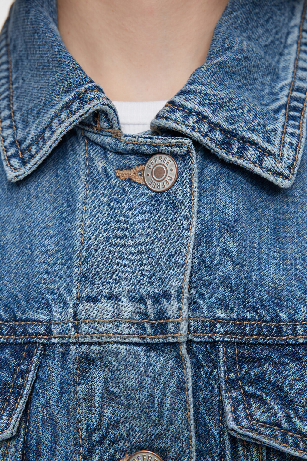 Жилет oversize джинсовый с накладными карманами - цвет голубой - 5