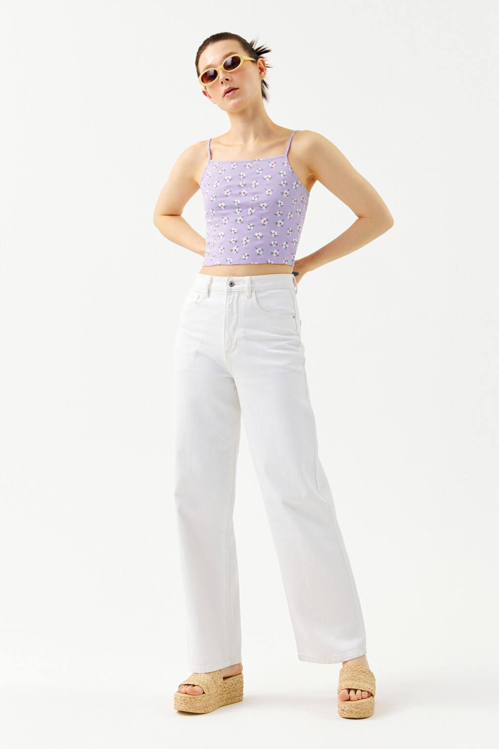 Майка-топ хлопковая укороченная на тонких бретелях - цвет сиреневый - 4