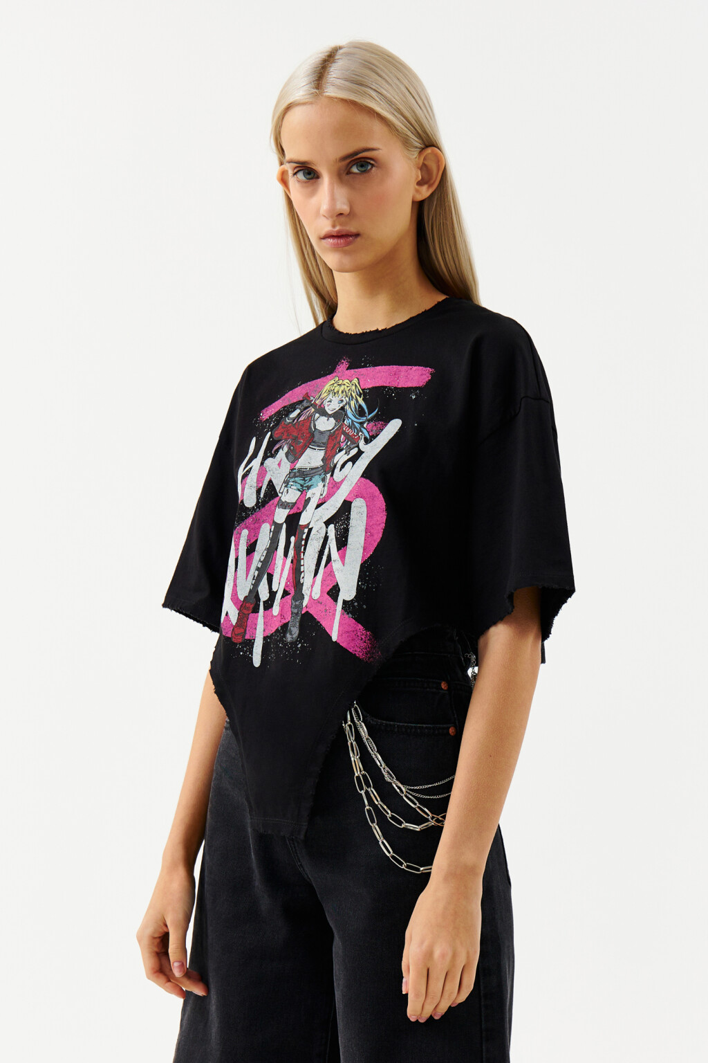 Футболка обрезанная с харли квинн - цвет черный - 3