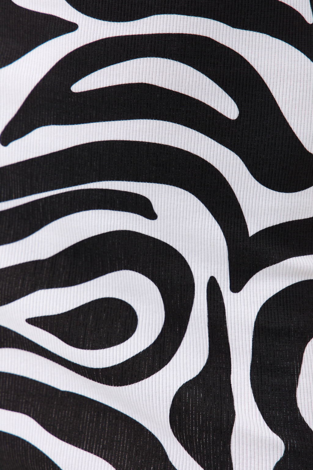 Платье-сарафан на тонких бретелях - цвет черный - 5