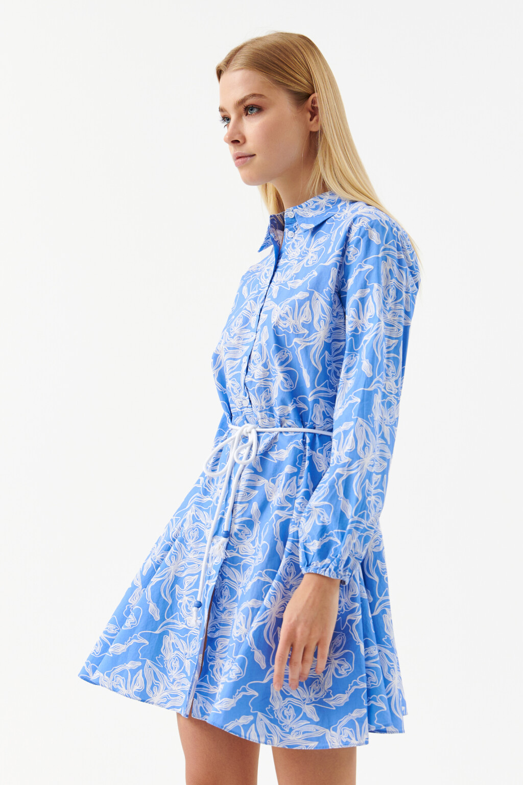 Платье-рубашка хлопковое с принтом - цвет голубой - 4