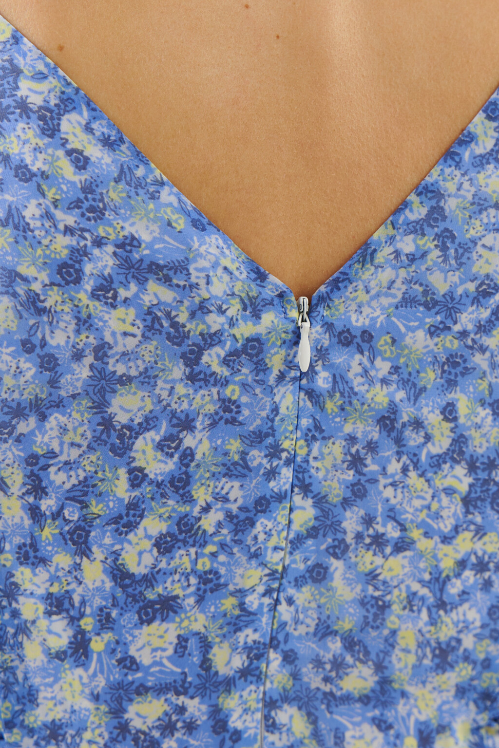 Платье шифоновое с рукавами-крылышками - цвет голубой - 6