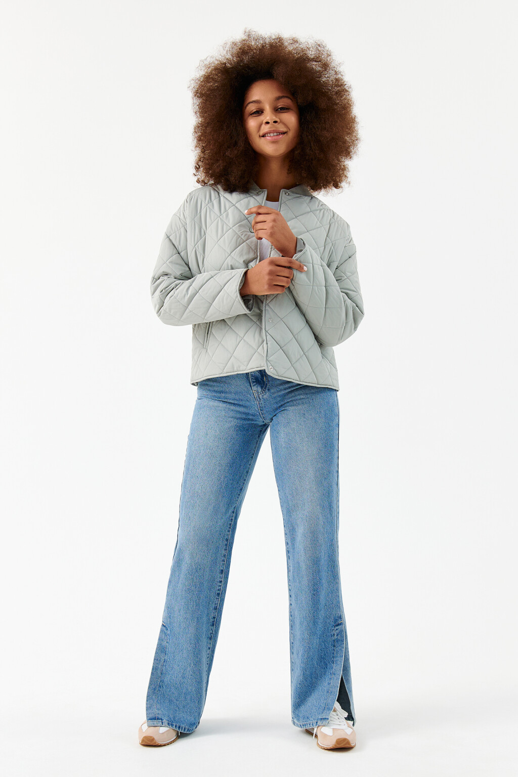 Куртка-бомбер стеганая укороченная - цвет зеленый - 4