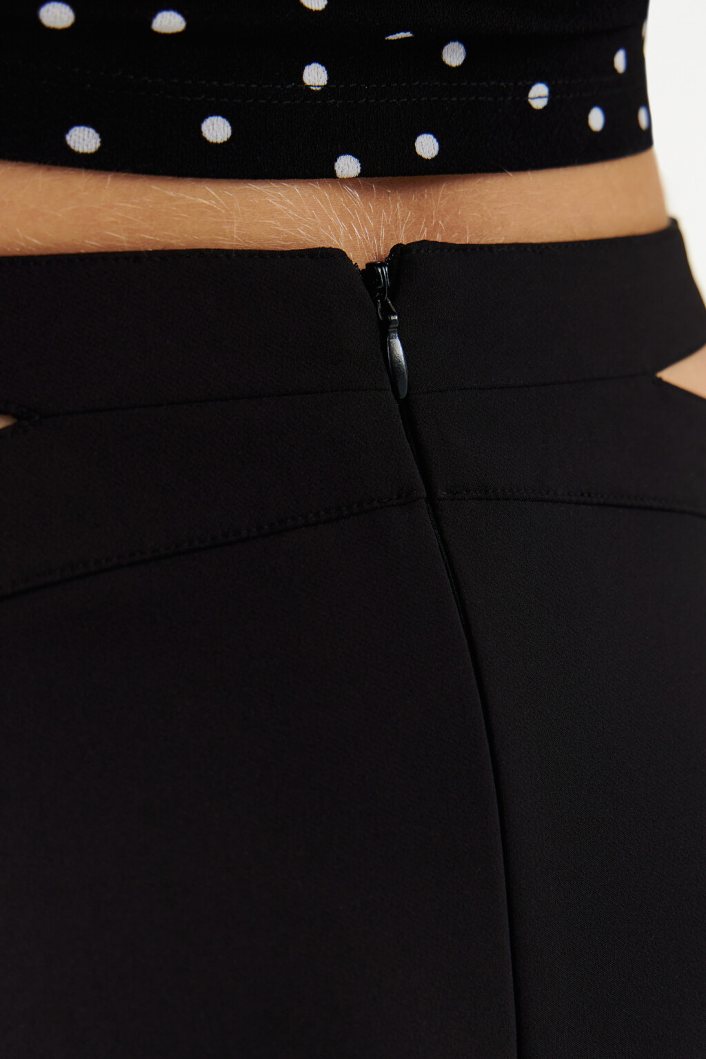 Юбка-солнышко с вырезами по бокам - цвет черный - 6