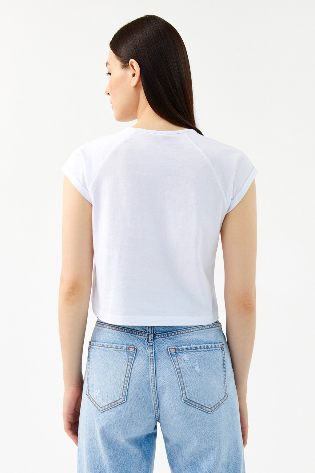 Топ-футболка укороченный хлопковый с рукавами реглан - цвет белый - 2