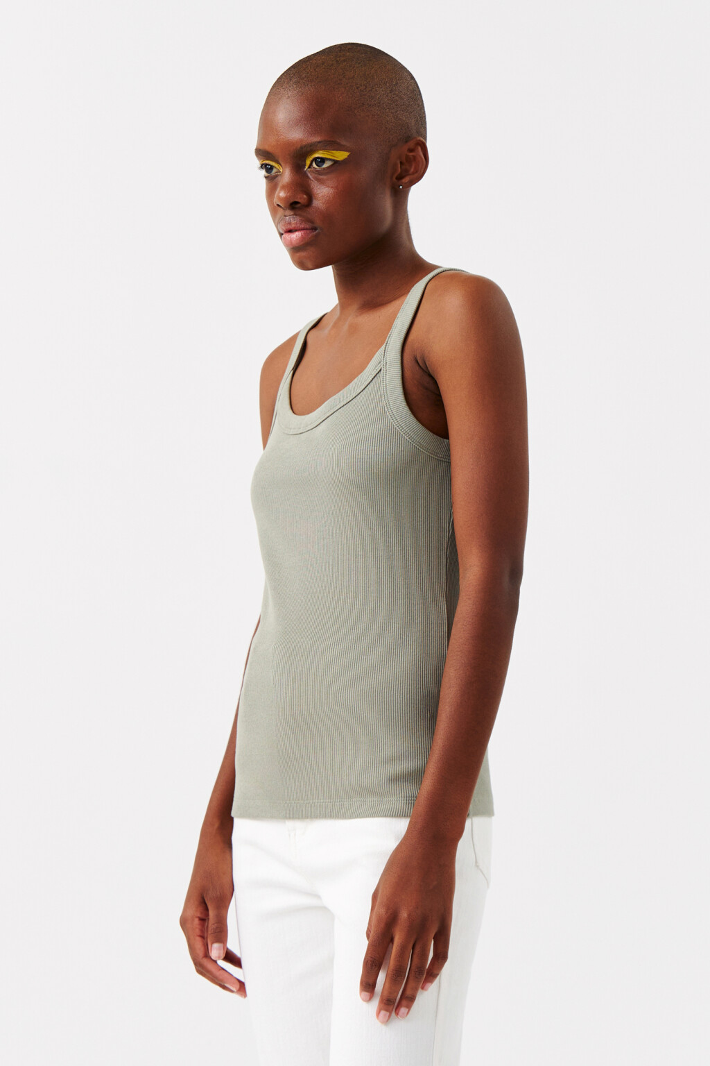 Майка хлопковая в рубчик на тонких бретелях - цвет зеленый - 2