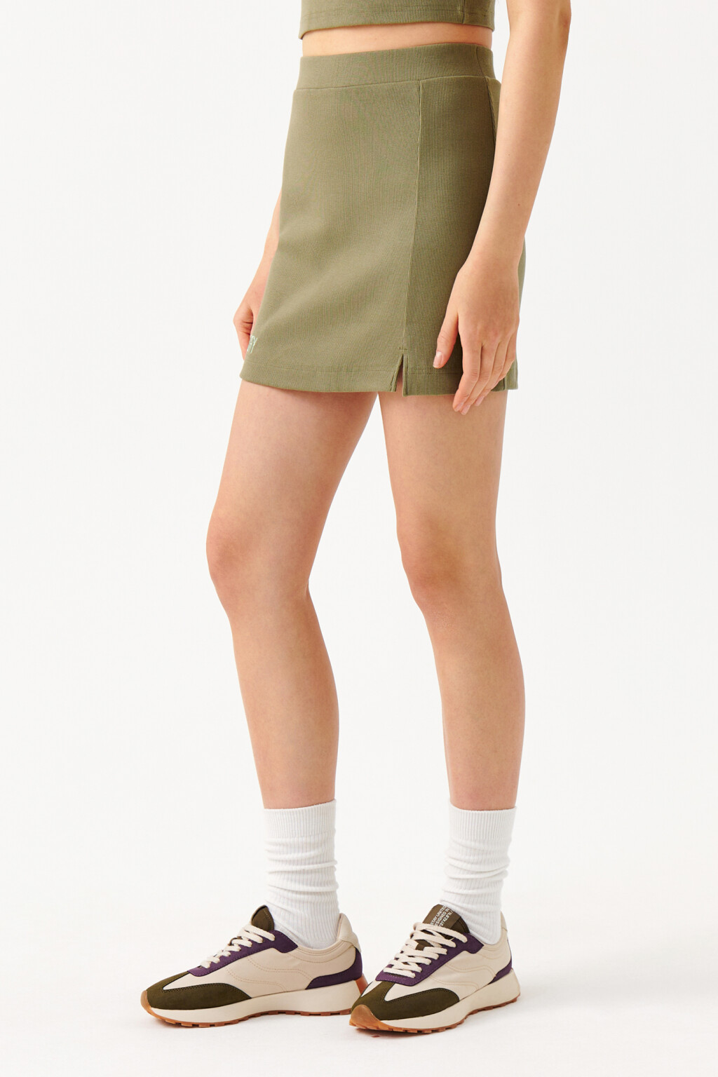 Юбка мини облегающая в рубчик - цвет зеленый - 3