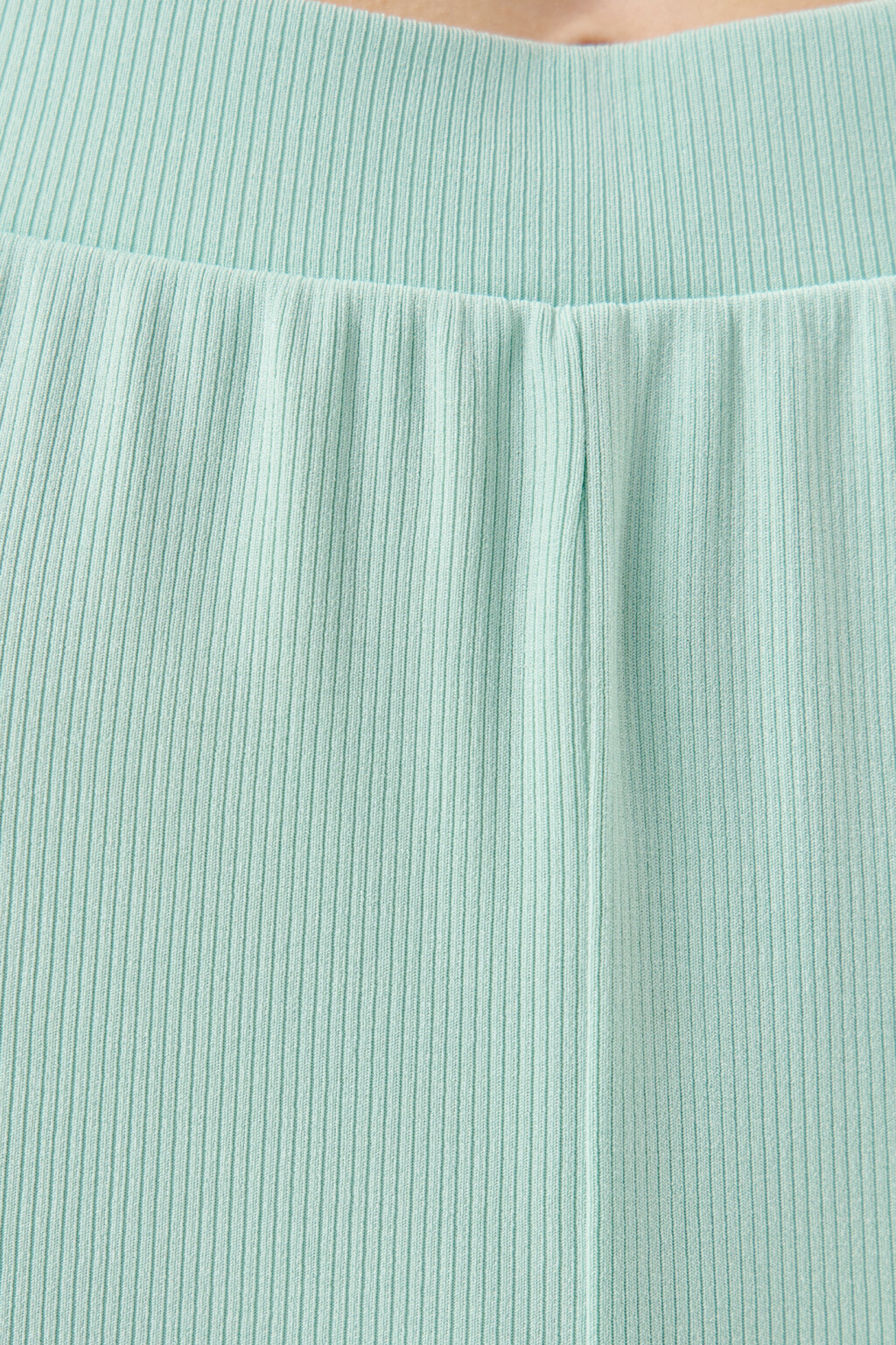 Брюки широкие с разрезами снизу - цвет зеленый - 5