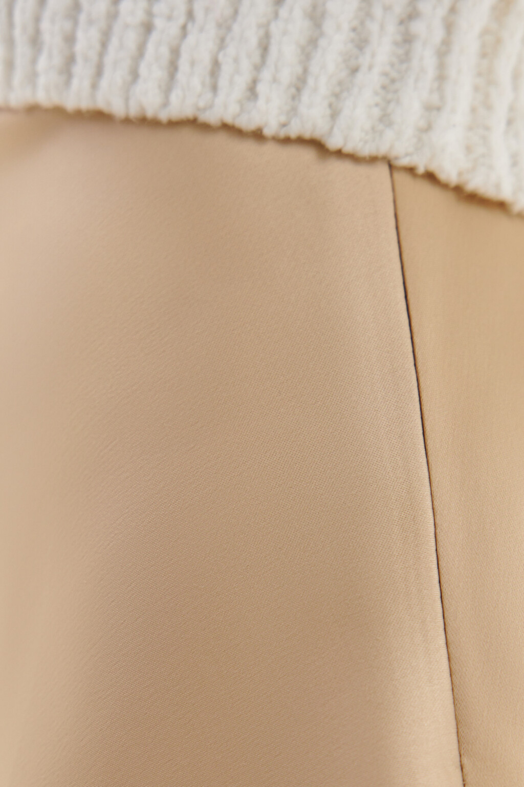 Юбка мини атласная - цвет бежевый - 6