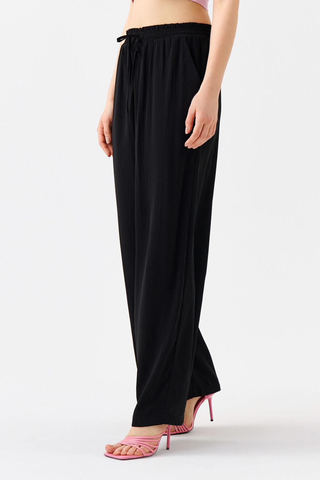 Брюки широкие с поясом на завязках - цвет черный - 3