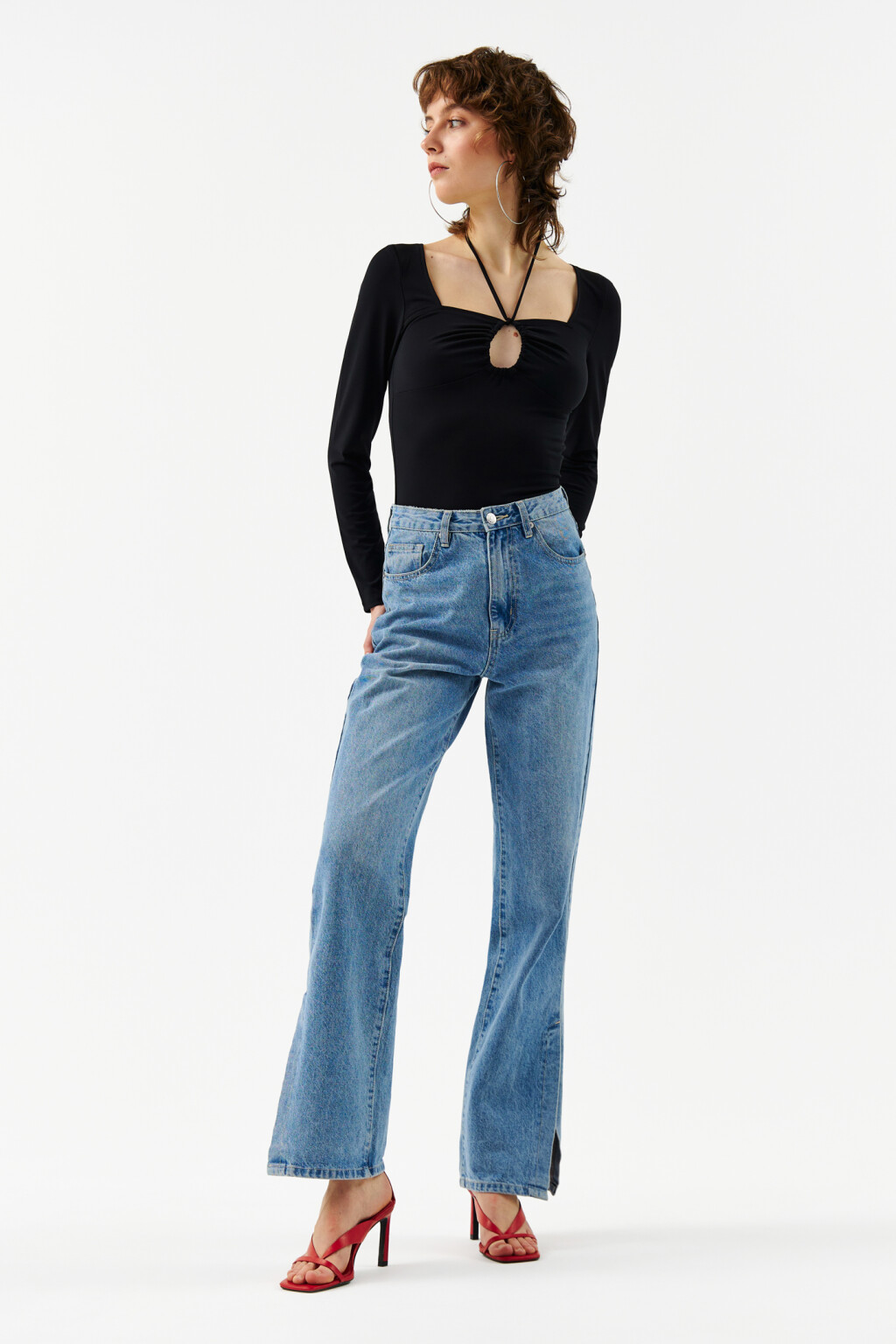 Лонгслив облегающий с завязками на шее - цвет черный - 4