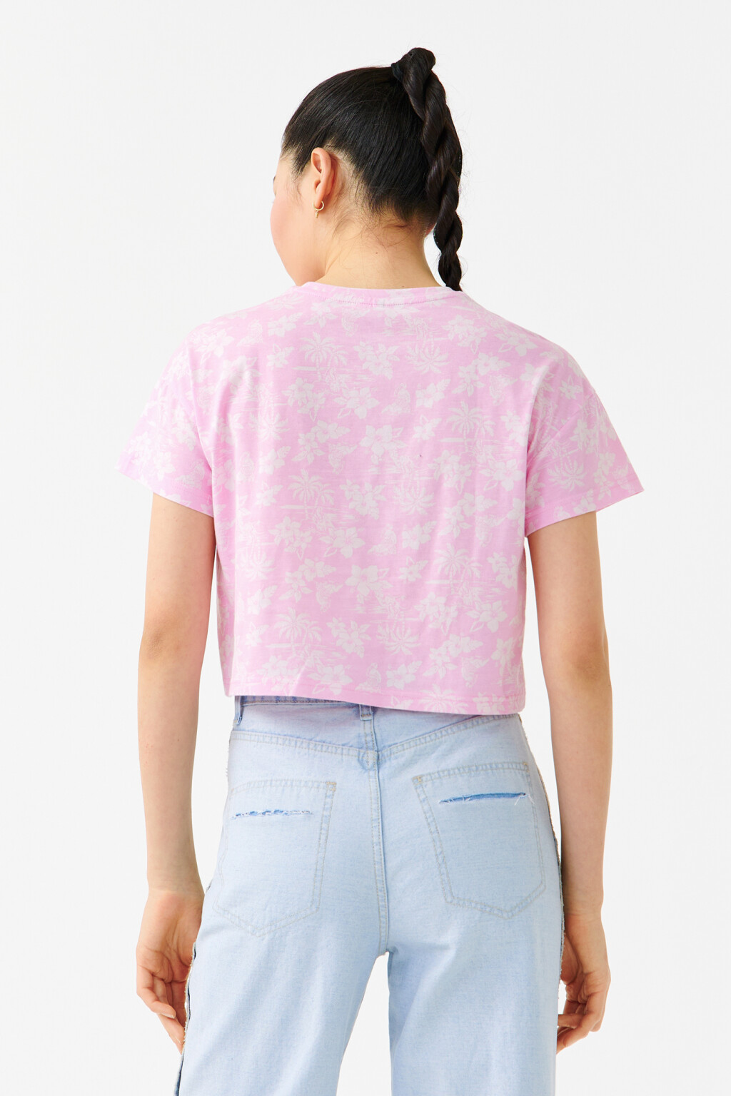 Футболка укороченная с цветочным принтом - цвет розовый - 2