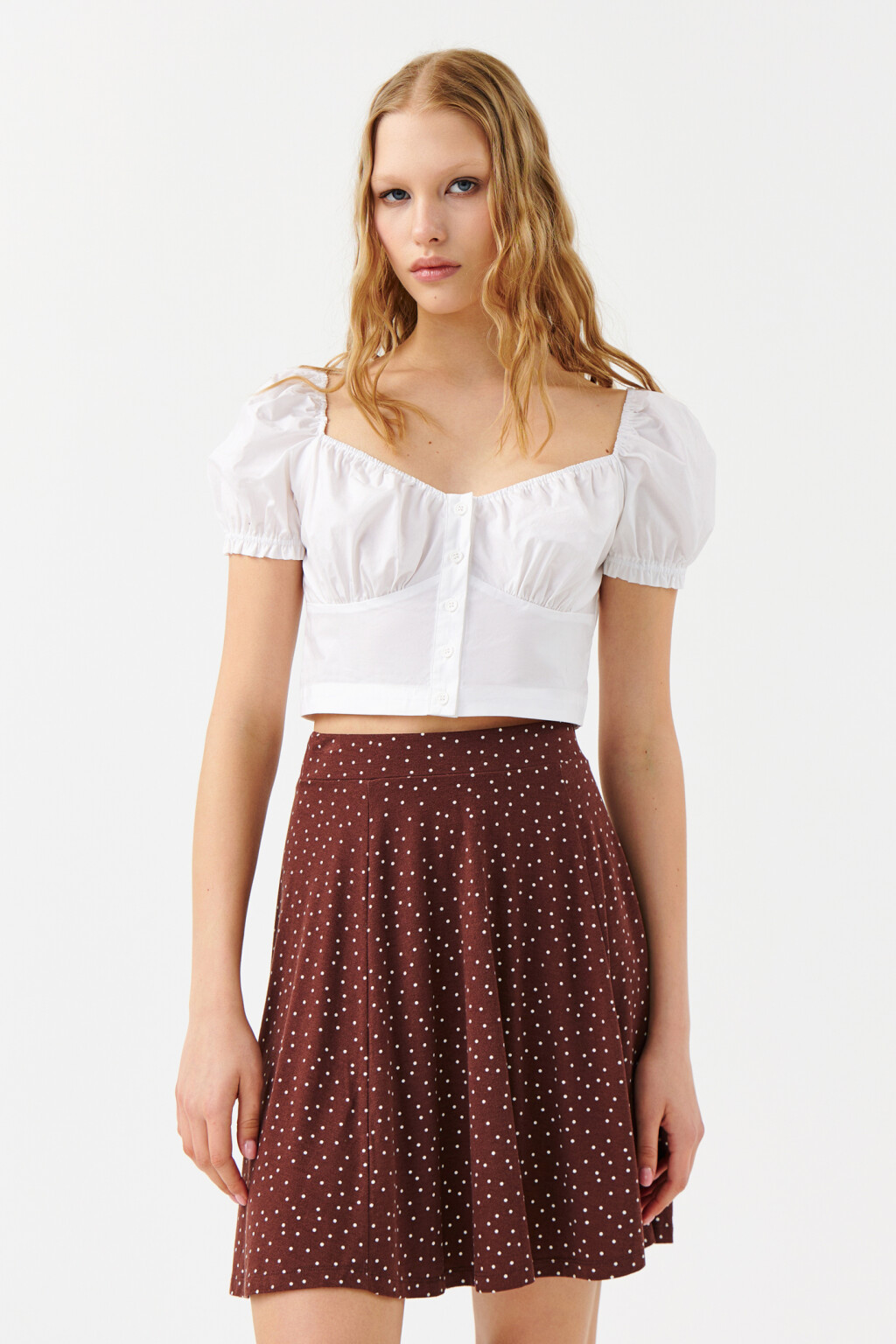 Блузка укороченная с вырезом каре - цвет белый - 1