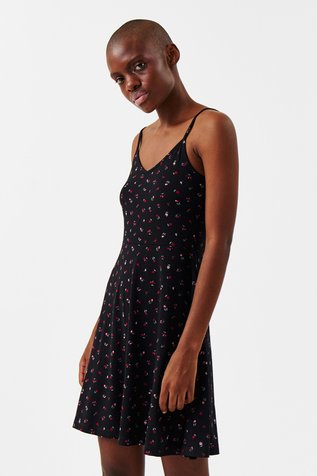 Сарафан приталенный на тонких бретелях - цвет мультиколор - 2