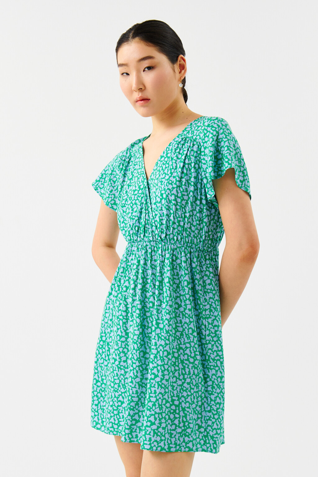 Платье мини с завязками на спине - цвет зеленый - 2