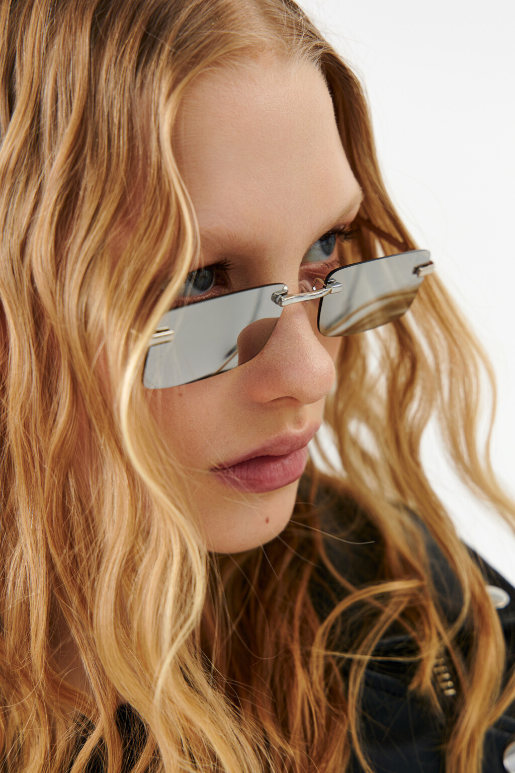 Очки солнцезащитные без оправы - цвет черный - 4