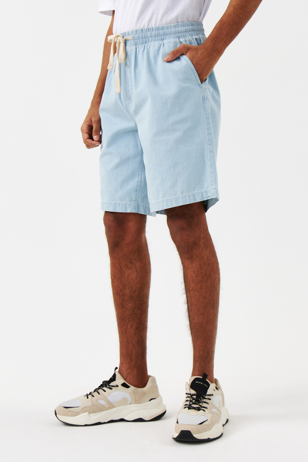 Шорты джинсовые с поясом на завязках - цвет голубой - 4