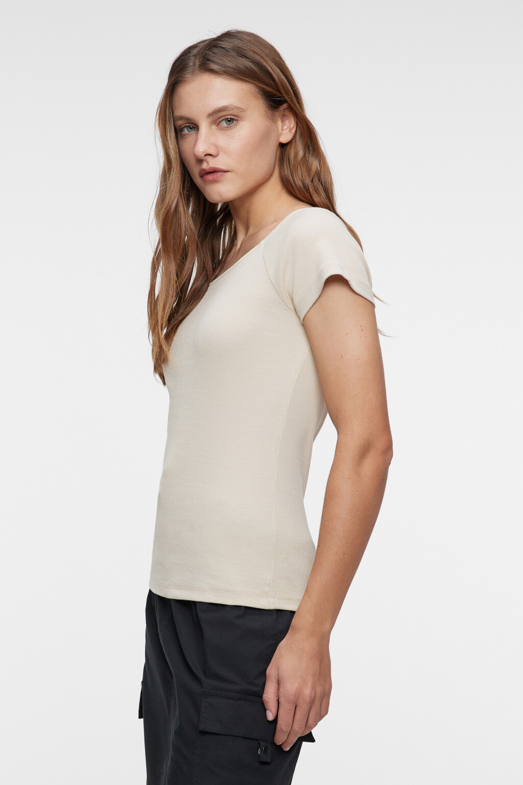 Футболка slim облегающая хлопковая в рубчик - цвет бежевый - 2