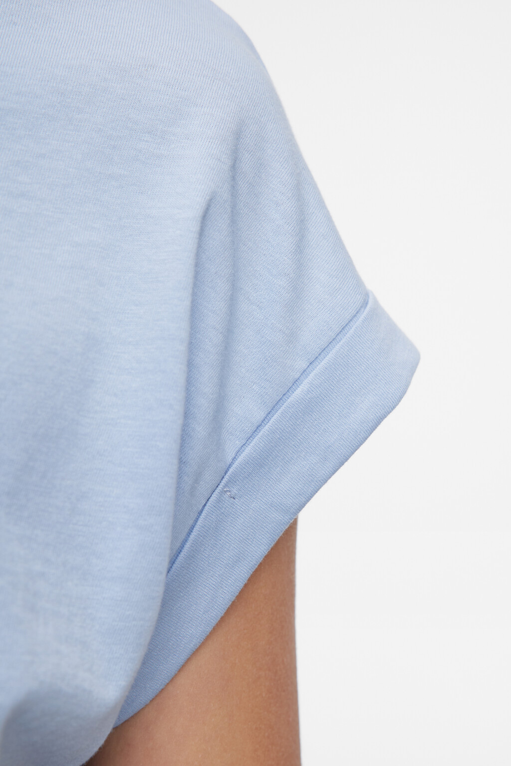 Топ-футболка хлопковый с подвернутыми рукавами - цвет голубой - 5