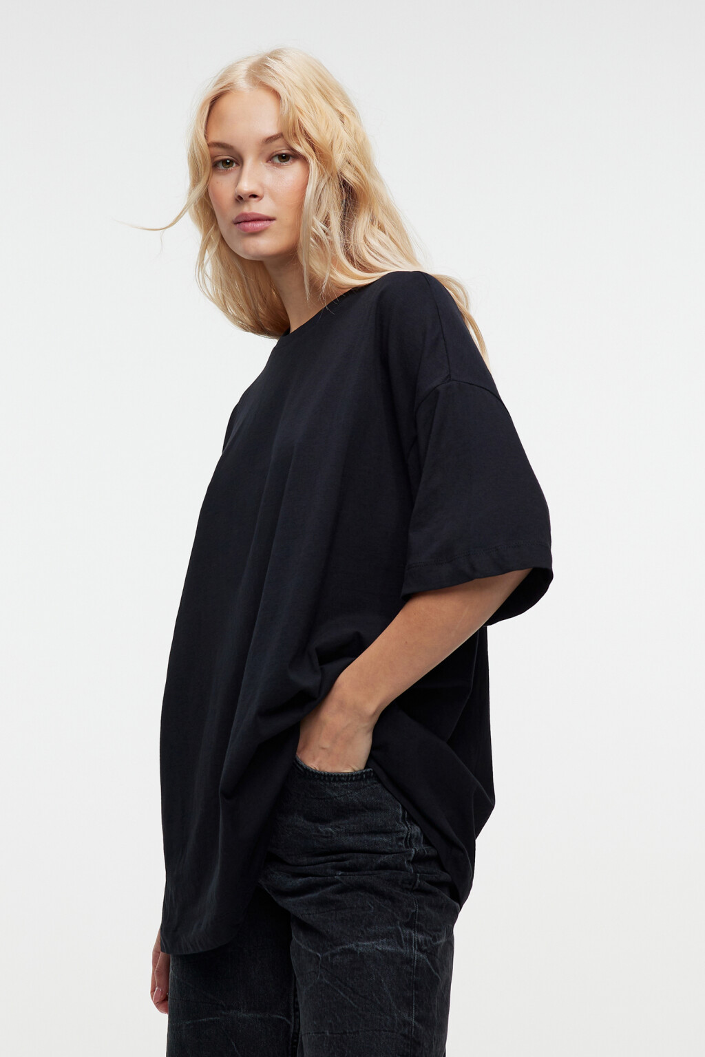 Футболка oversize хлопковая базовая - цвет черный - 2