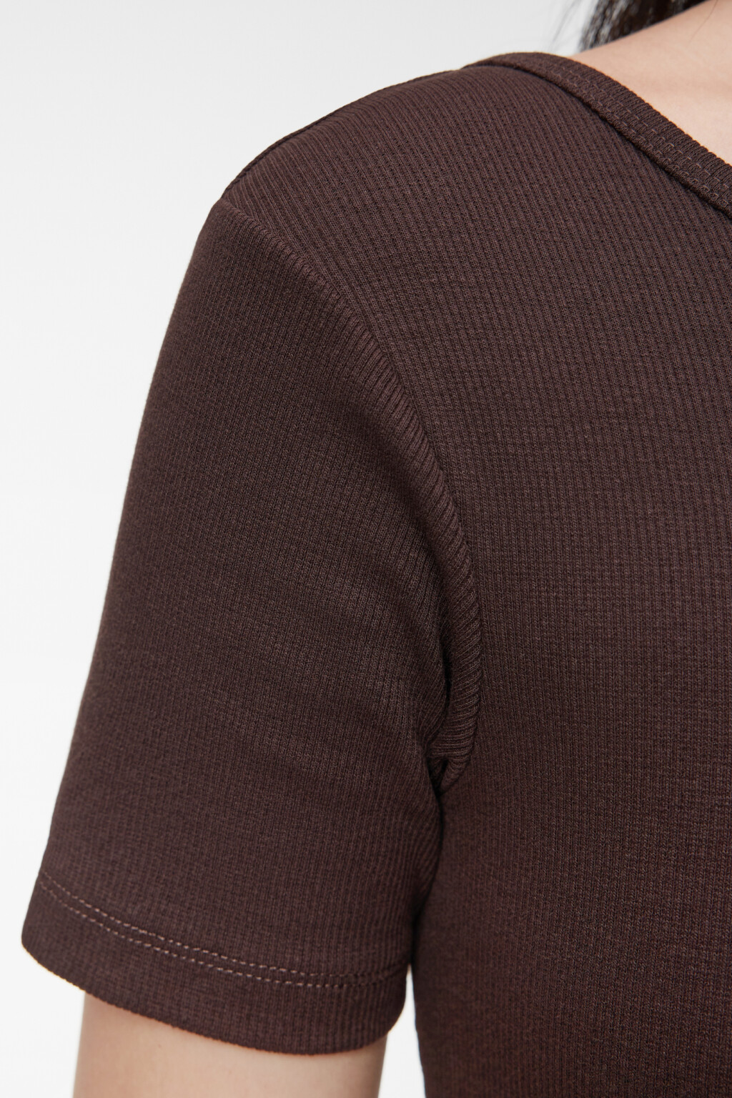 Платье-футболка мини хлопковое облегающее - цвет коричневый - 5