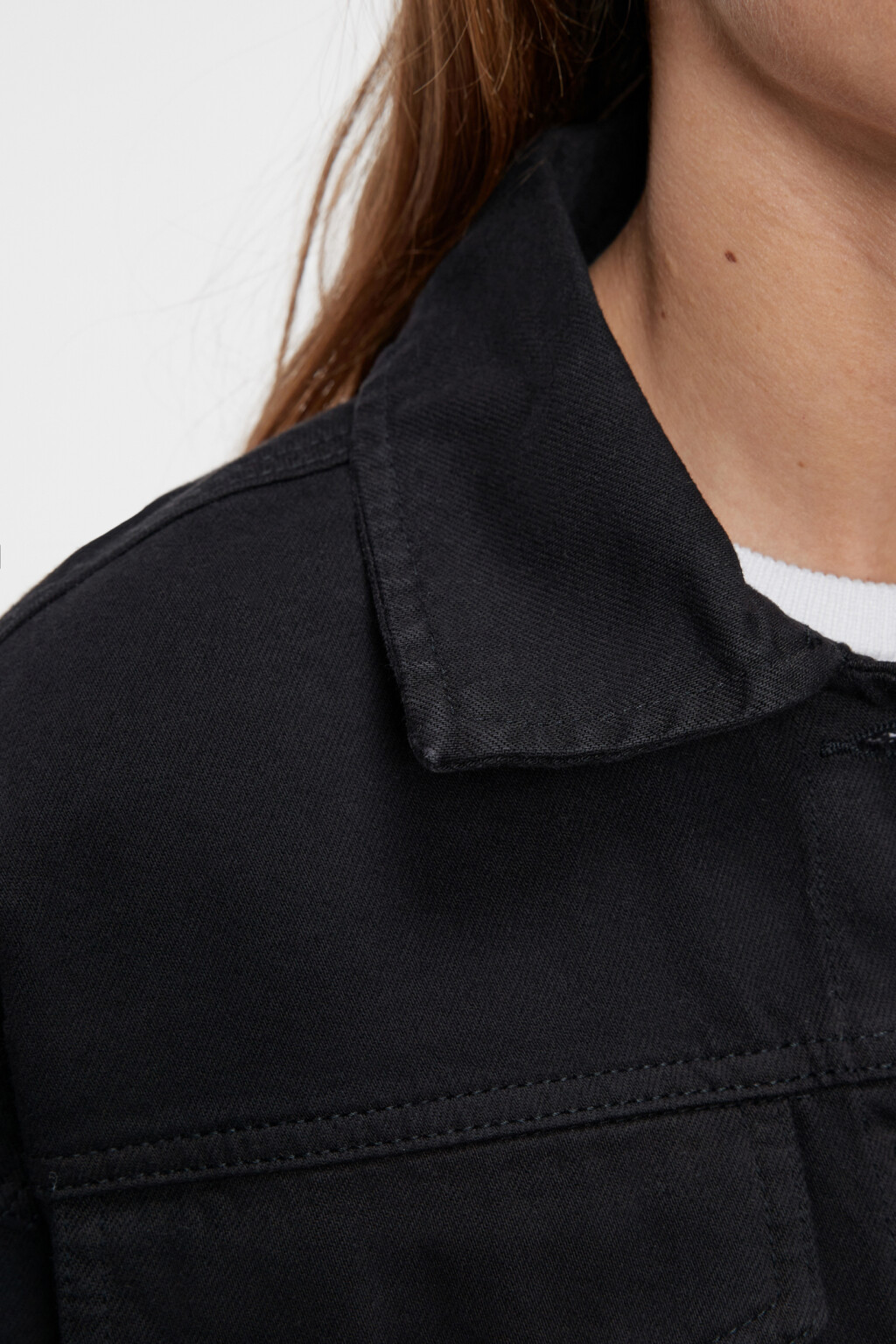 Куртка джинсовая укороченная с нагрудными карманами - цвет черный - 14