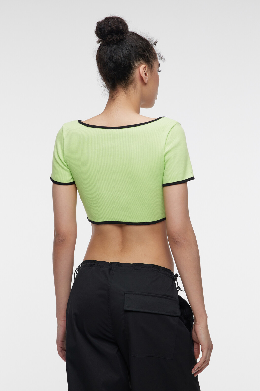 Топ-футболка хлопковый укороченный с принтом - цвет зеленый - 4