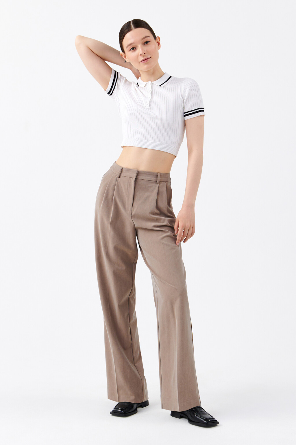 Футболка-поло укороченная тонкой вязки - цвет белый - 4