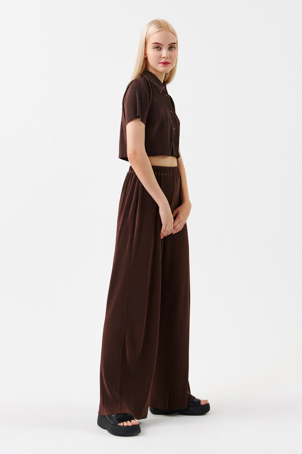 Брюки широкие в рубчик - цвет коричневый - 4