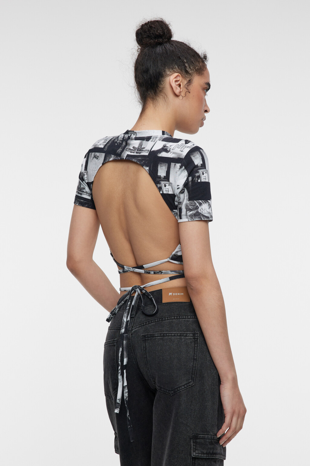 Топ-футболка хлопковый с открытой спиной и завязками - цвет черный - 3