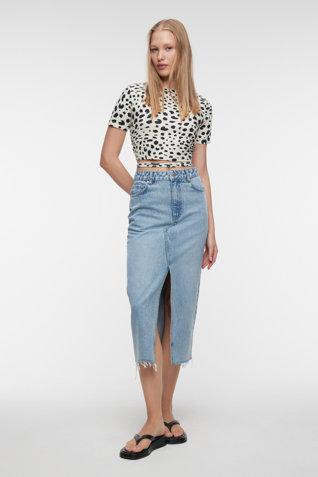 Топ-футболка хлопковый с открытой спиной и завязками - цвет коричневый - 2